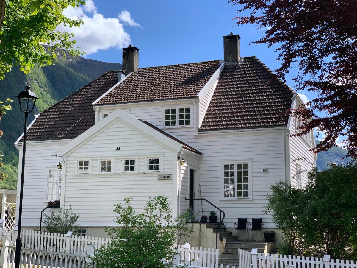 Hoyanger 3 Roms Leilighet Esterno foto